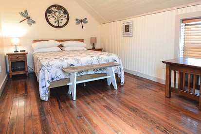 Riverside Zen and Pet-Friendly Escape Retreat in Bastrop, Texas - Bastrop , Texas - glamping.directory