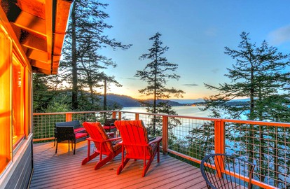 Romantic Cabin Rental with Incredible Views on Orcas Island, Washington - Orcas Island, Washington - glamping.directory