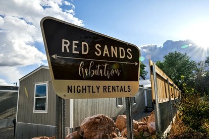 Quaint Cabin Amazing for Outdoor Lovers in Utah - Moab, Utah - glamping.directory