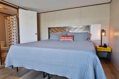 Quaint Cabin Amazing for Outdoor Lovers in Utah - Moab, Utah - glamping.directory