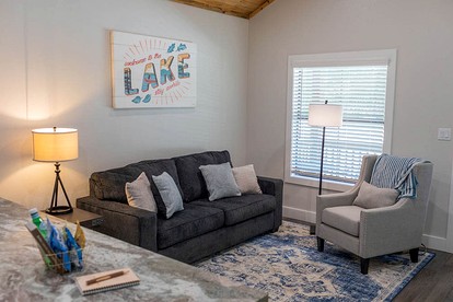 Picturesque Cabin Beautifully Designed in Livingston, Texas - Livingston, Texas - glamping.directory