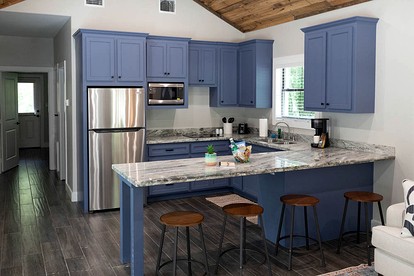 Picturesque Cabin Beautifully Designed in Livingston, Texas - Livingston, Texas - glamping.directory