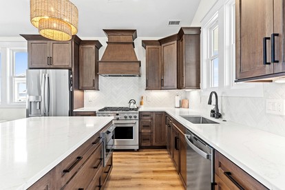 Stylish Family Beach House with Outdoor Pool and Beach Access in Holden Beach, North Carolina - Holden Beach, North Carolina - glamping.directory