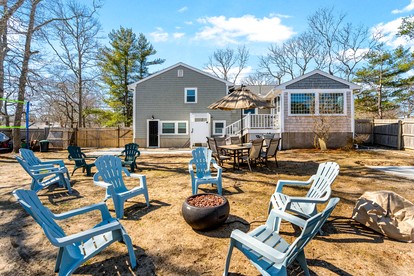 Spacious Retreat with Backyard Oasis, Grill & Evening Firepit in South Yarmouth, Massachusetts - South Yarmouth, Massachusetts - glamping.directory