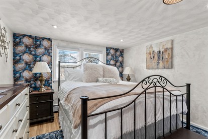 Spacious Retreat with Backyard Oasis, Grill & Evening Firepit in South Yarmouth, Massachusetts - South Yarmouth, Massachusetts - glamping.directory