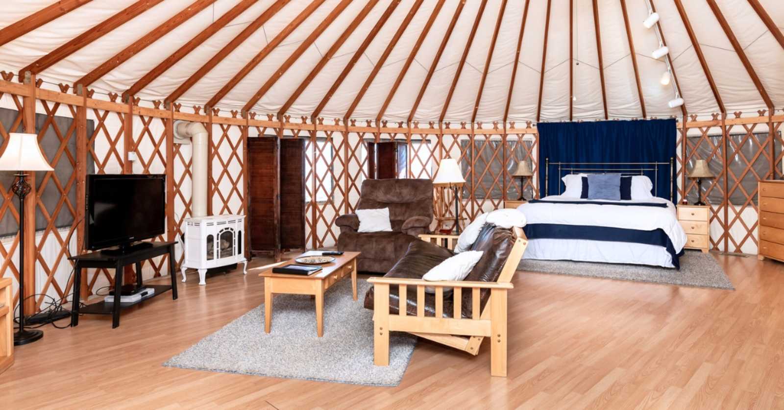 StoneWind Retreat - Luxury Yurts - Chester, Arkansas - glamping.directory