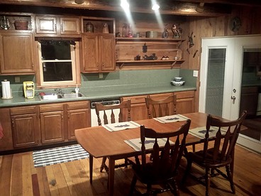 Cozy Vacation Rental with High-Speed Wi-Fi near Seven Springs, Pennsylvania - Champion, Pennsylvania - glamping.directory
