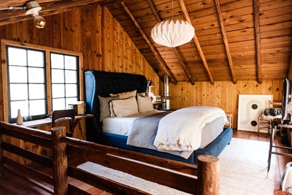 Cozy Cabin Rental for Secluded Nature Getaway in Rhododendron, Oregon - Rhododendron, Oregon - glamping.directory