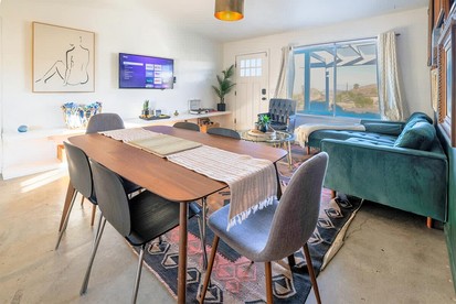Charming Cottage with Swimming Pool, Hot-tub and Barbecue in Joshua Tree, California - Joshua Tree, California - glamping.directory