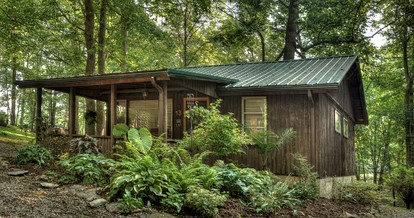 Deluxe Cabins for Rent near Lake Cumberland in Somerset, Kentucky - glamping.directory