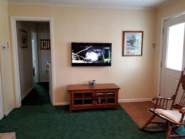 Lovely South Carolina Vacation Rental at Lake Jocassee - Salem, South Carolina - glamping.directory