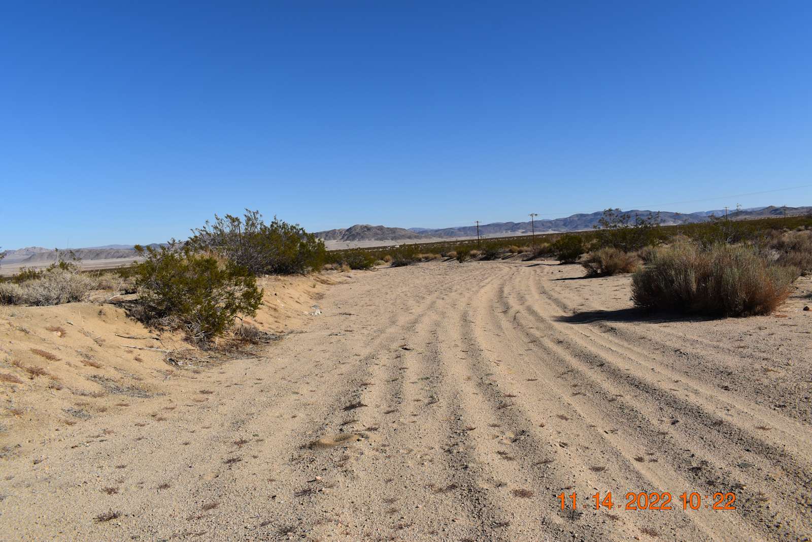 Johnson Valley Camping - Homestead Valley, California - glamping.directory