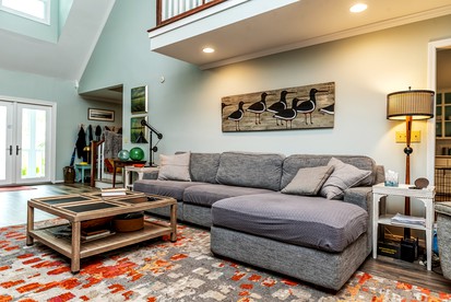Stylish Coastal Retreat with Luxury Amenities near the Beaches and Golf Course on Dauphin Island, Alabama - Dauphin Island, Alabama - glamping.directory