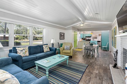 Spectacular Beachfront Cottage with Private Pool in Jekyll Island, Georgia - Jekyll Island, Georgia - glamping.directory