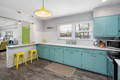 Spectacular Beachfront Cottage with Private Pool in Jekyll Island, Georgia - Jekyll Island, Georgia - glamping.directory
