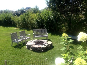 Charming Vacation Rental with Ocean Views on Nantucket Island in Massachusetts - Nantucket, Massachusetts - glamping.directory