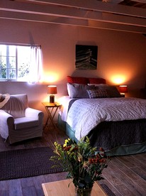 Open Inviting Luxury Cottage on Small Farm in Sonoma Wine Country, California - Sebastopol, California - glamping.directory