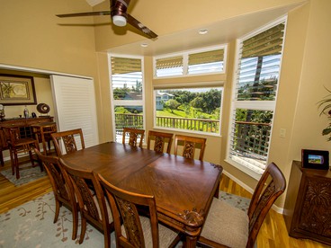 Spacious Cliffside Villa with Breathtakingly Gorgeous Ocean Views and Beach Access in Princeville, Hawaii - Princeville, Hawaii - glamping.directory
