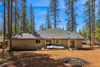 Secluded Cabin Settled in the Middle of the Forest in Arnold, California - glamping.directory