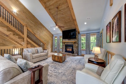 Splendid Cabin with Indoor Pool, Spa and Game Room in Tennessee - Gatlinburg, Tennessee - glamping.directory