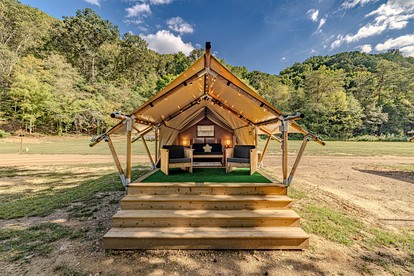Splendid Safari Tent Sanctuary near Smoky Mountains in Tennessee - Newport, Tennessee - glamping.directory