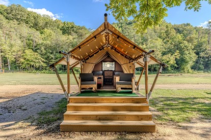 Splendid Safari Tent Sanctuary near Smoky Mountains in Tennessee - Newport, Tennessee - glamping.directory