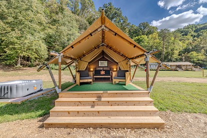Splendid Safari Tent Sanctuary near Smoky Mountains in Tennessee - glamping.directory
