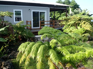 Idyllic Beach Rental with Ocean Views in Kailua-Kona, Hawaii - Holualoa, Hawaii - glamping.directory