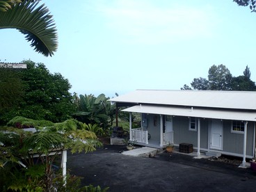 Idyllic Beach Rental with Ocean Views in Kailua-Kona, Hawaii - Holualoa, Hawaii - glamping.directory