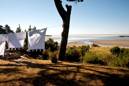 Historic Waterfront Beach House Rental for an Oregon Family Vacation - Seaside, Oregon - glamping.directory