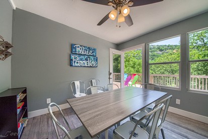 Amazing Vacation Rental with River Access and Kayaks for Memorable Family Vacations in Canyon Lake, Texas - Canyon Lake, Texas - glamping.directory