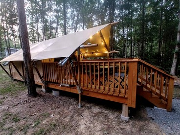 Secluded Off-Grid Glamping Tent with Private Bathhouse Near The Caverns & Waterfalls – Coalmont, Tennessee - Coalmont, Tennessee - glamping.directory