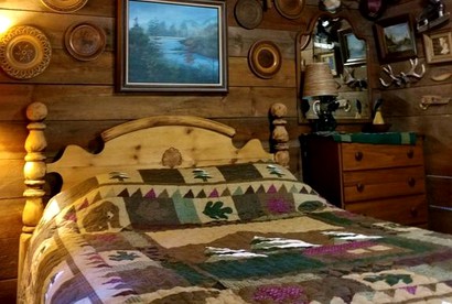 Waterfront Cabin Rental for a Peaceful Lake Getaway in Denmark, Maine - Denmark, Maine - glamping.directory