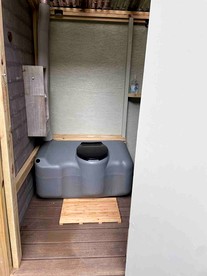 Off Grid Tiny Cabin Ideal for Couples in Burnsville, North Carolina - Burnsville, North Carolina - glamping.directory