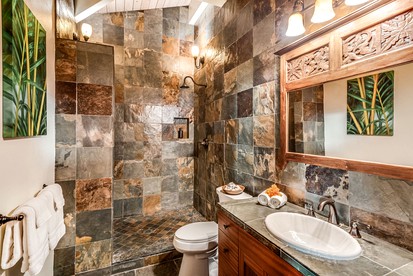 Stunning Bungalow with Ocean Views for Luxury Getaway on the Big Island of Hawaii - Kailua-Kona, Hawaii - glamping.directory