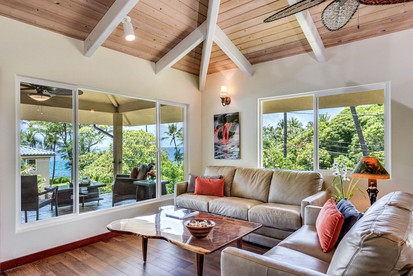 Stunning Bungalow with Ocean Views for Luxury Getaway on the Big Island of Hawaii - Kailua-Kona, Hawaii - glamping.directory