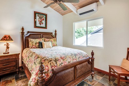 Stunning Bungalow with Ocean Views for Luxury Getaway on the Big Island of Hawaii - Kailua-Kona, Hawaii - glamping.directory