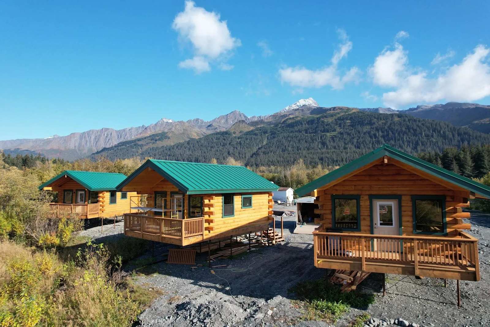 Scenic Camping, Cabins, Fishing - Seward, Alaska - glamping.directory