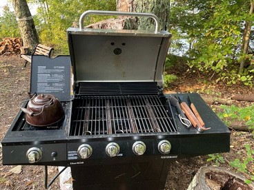 Island Tent Overlook in Monmouth, ME - Monmouth, Maine - glamping.directory