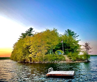 Island Tent Overlook in Monmouth, ME - glamping.directory