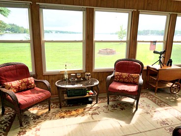 Spacious Family Cabin on Stunning Wixom Lake near Midland, Michigan - Hope, Michigan - glamping.directory