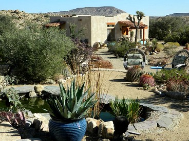 Unique Desert Rental near Secluded Wildlife Sanctuary in Joshua Tree, California - Pioneertown, California - glamping.directory