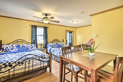 Family Friendly Cottage Complex for Glamping in Pennsylvania - Scranton, Pennsylvania - glamping.directory