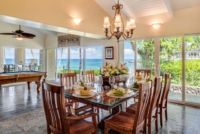 Spacious Deluxe Oceanfront Cottage near Kailua, Hawaii - Kailua-Kona, Hawaii - glamping.directory
