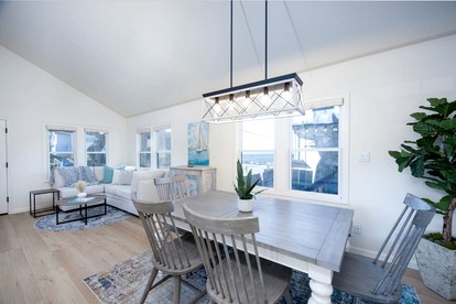 Stylish Beach House near Trails and Family Activities in Half Moon Bay near San Francisco, California - Montara, California - glamping.directory