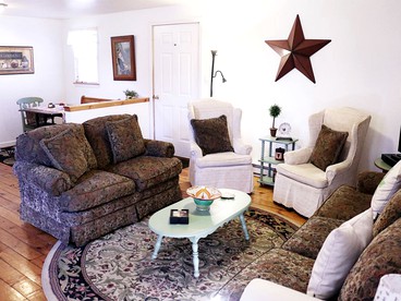 Spacious 24-Person Cottage Rental with Game Room near Sebago Lake, Maine - Standish, Maine - glamping.directory