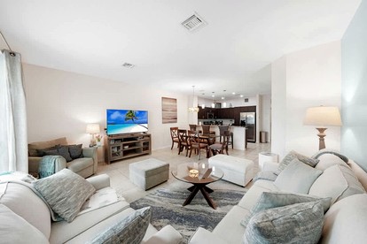 Modern Gated Townhouse with Heated Pool Access Near Beaches – Pompano Beach, Florida - Pompano Beach, Florida - glamping.directory