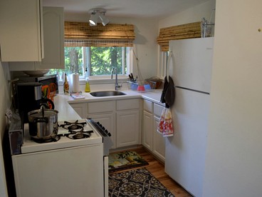 Beautiful Cottage Rental with Private River Beach on the Russian River, California - Forestville, California - glamping.directory