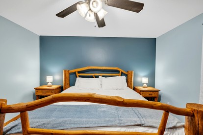 Cozy Cabin with Porch and Game Room in Ellijay, Georgia - Ellijay, Georgia - glamping.directory