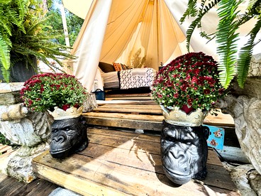 Lake Front Romantic Bell Tent for a Glamping Escape in Orlando, Florida - Orlando, Florida - glamping.directory